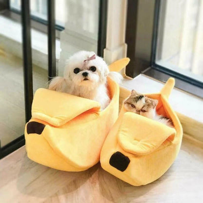 Cute Banana Cat Bed Cave | Cozy Plush Banana Pet House for Cats & Small Dogs
